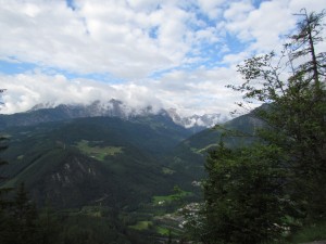 Widok z drogi do Eisriesenwelt Höhle w Austrii