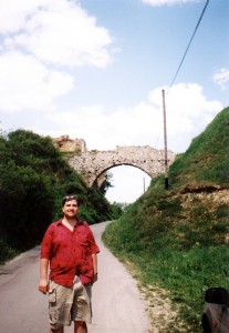 Most pozostały z zamku w Ossolinie