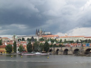 Widok na Hradčany ze Starégo Města w Pradze