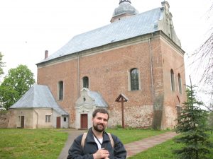 Zamek - kościół w Krajence