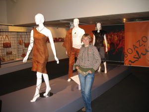 Moda lapońska w muzeum w Inari w Finlandii