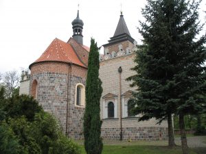 Kościół romański w Kościelcu