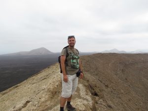 Na krawędzi wulkanu Montaña Blanca na Lanzarote
